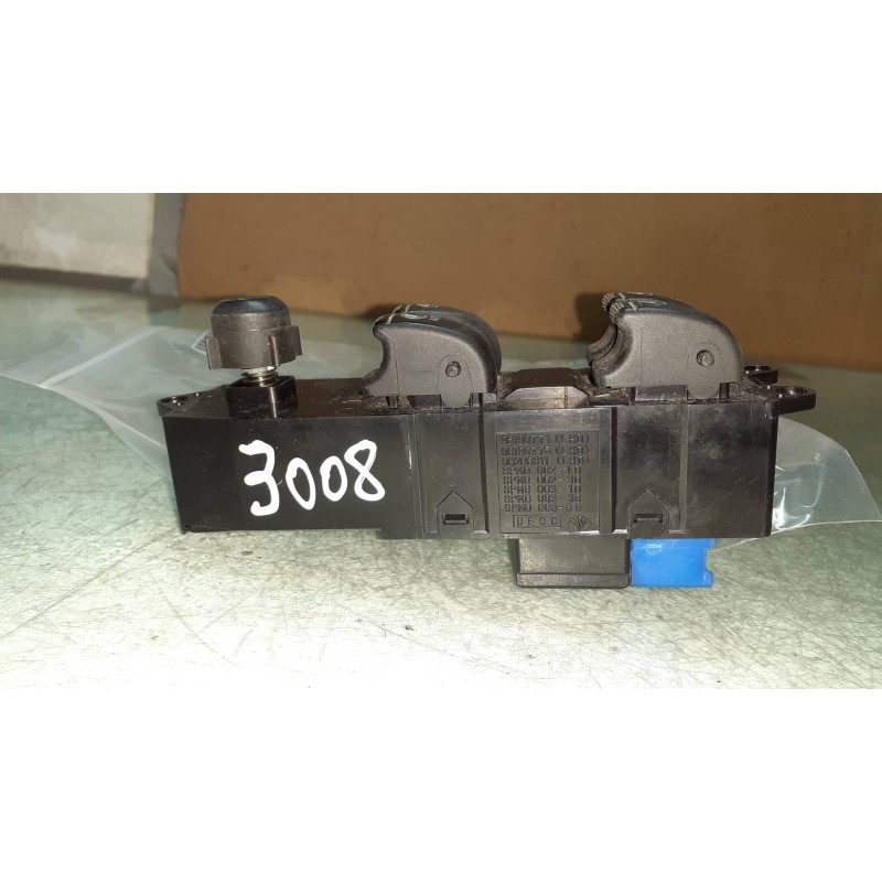 Recambio de mando elevalunas delantero izquierdo para daewoo nubira berlina sx plus referencia OEM IAM 96190771 96190775 9620661