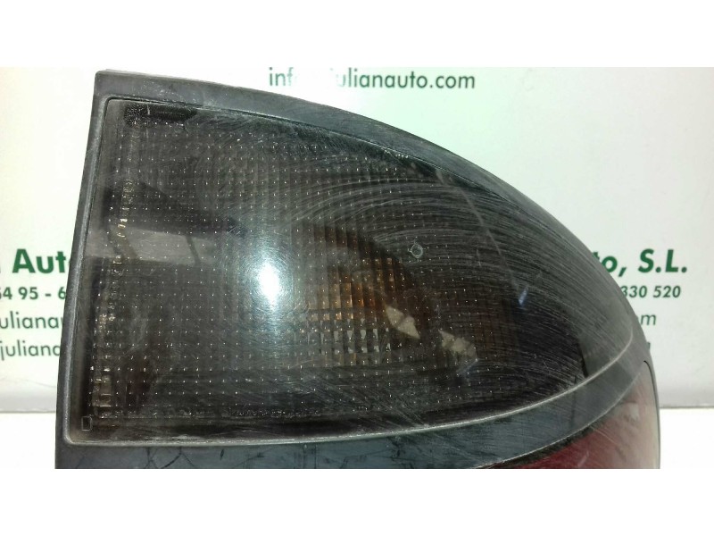 Recambio de piloto trasero derecho para renault laguna (b56) 1.6 referencia OEM IAM 7700820051 2225 EXT