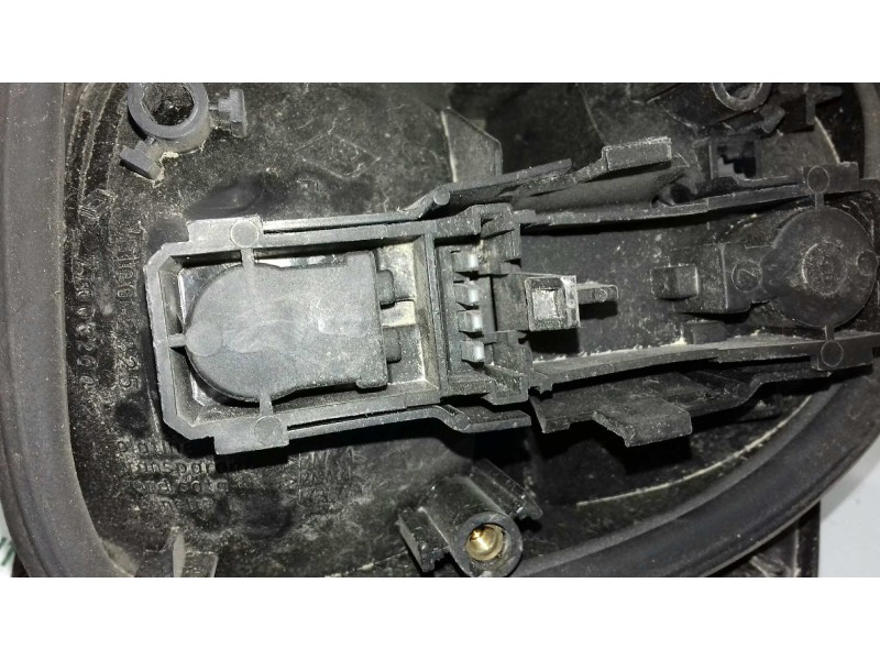 Recambio de piloto trasero izquierdo para renault laguna (b56) 2.2 diesel referencia OEM IAM 7700820052  EXT-ALETA