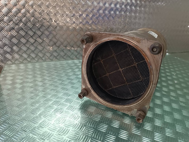 Recambio de filtro de particulas para peugeot 407 sw st confort referencia OEM IAM F014 28747 TRPSAF014