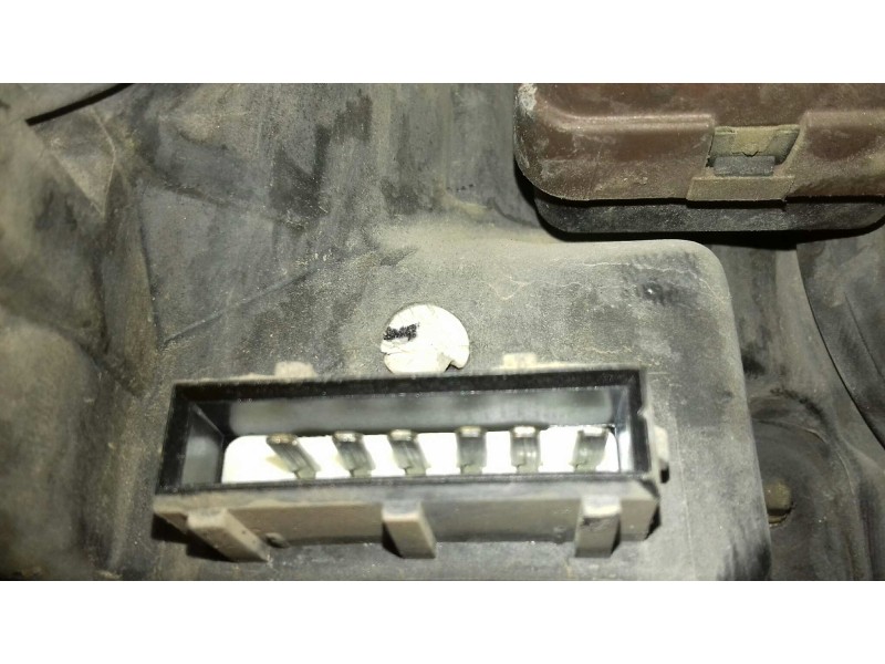 Recambio de faro izquierdo para peugeot 406 berlina (s1/s2) sldt referencia OEM IAM 0301037021 9616251380 BOSCH