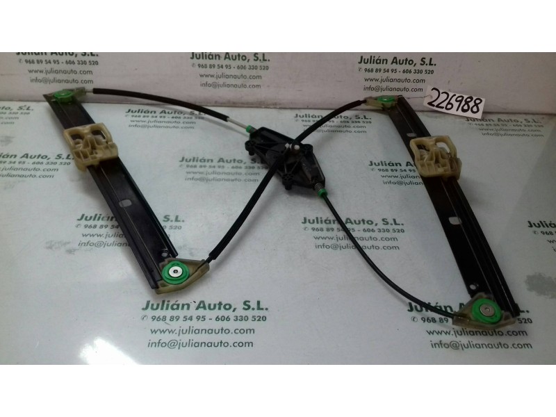 Recambio de elevalunas delantero derecho para audi a4 ber. (b8) básico referencia OEM IAM   ELECTRICO