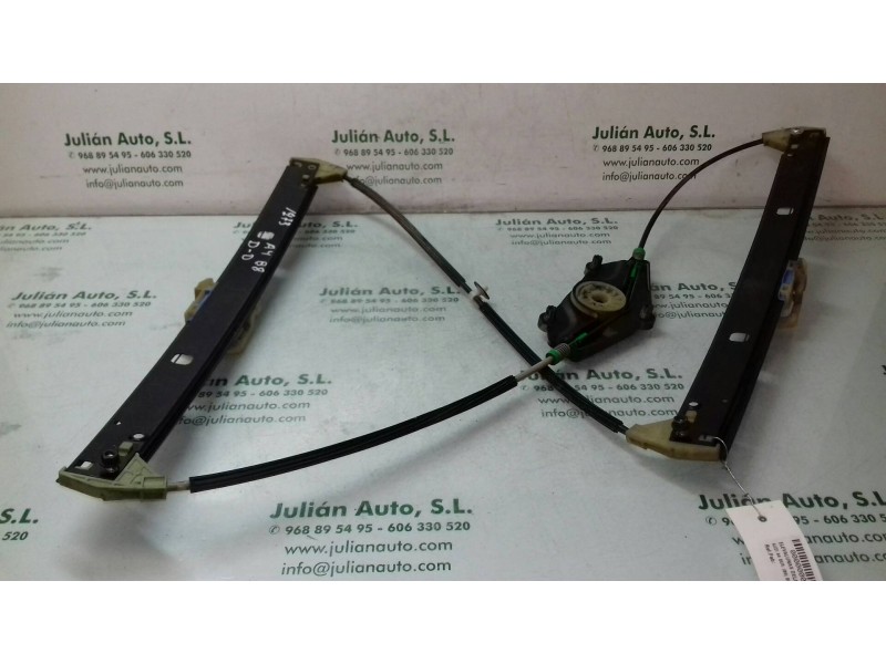 Recambio de elevalunas delantero derecho para audi a4 ber. (b8) básico referencia OEM IAM   ELECTRICO