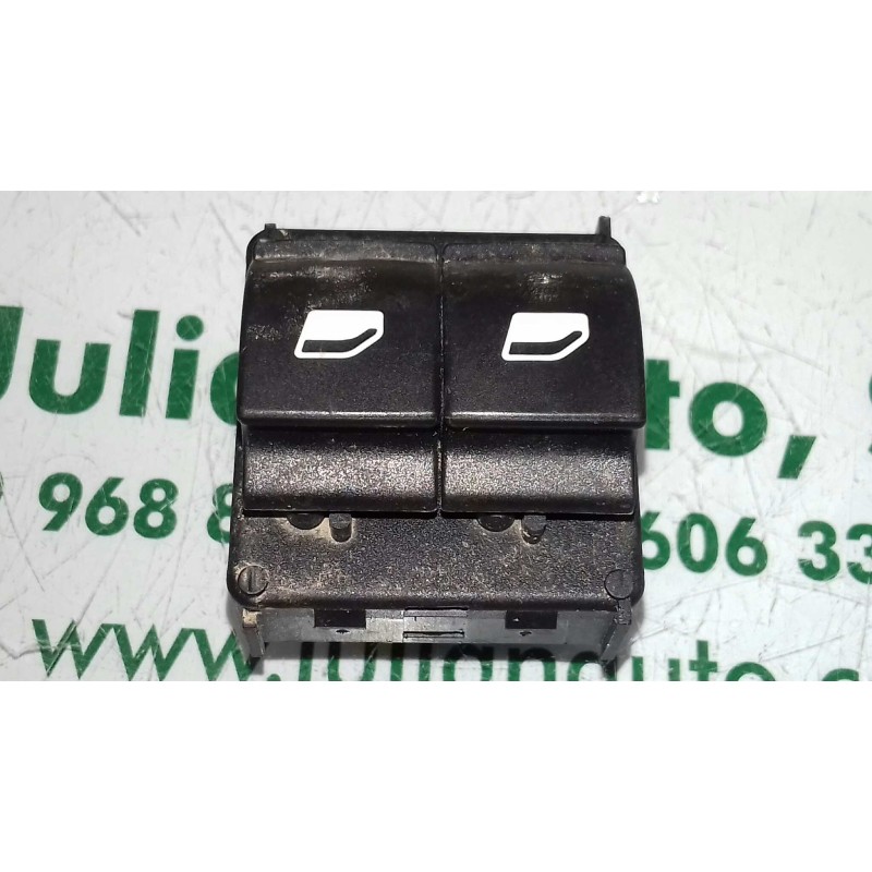 Recambio de mando elevalunas delantero izquierdo para peugeot 208 access referencia OEM IAM 96664313ZD  