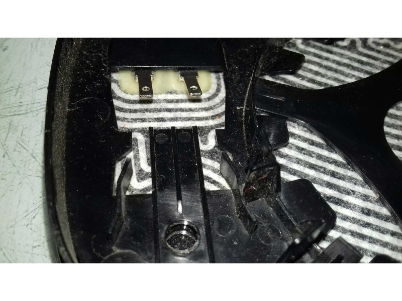 Recambio de cristal retrovisor derecho para peugeot 208 access referencia OEM IAM 232634090  TERMICO