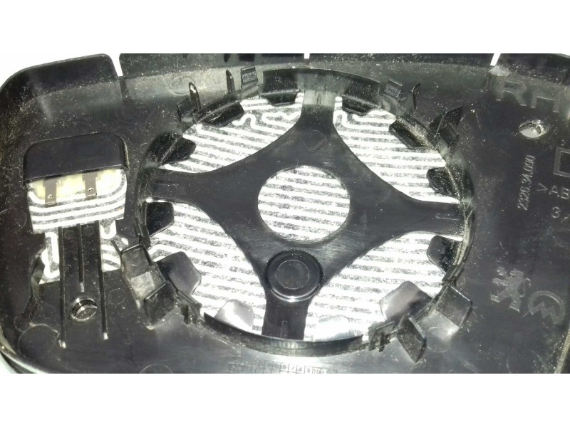Recambio de cristal retrovisor derecho para peugeot 208 access referencia OEM IAM 232634090  TERMICO