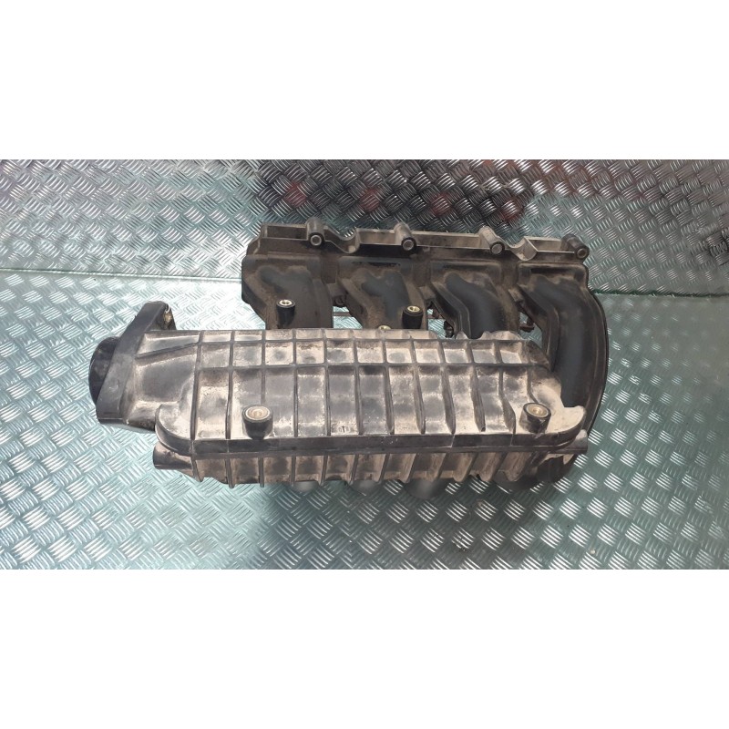 Recambio de colector admision para mercedes-benz clase c (w203) berlina 220 cdi (la) (203.008) referencia OEM IAM A6110980226 A6