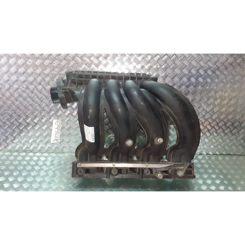 Recambio de colector admision para mercedes-benz clase c (w203) berlina 220 cdi (la) (203.008) referencia OEM IAM A6110980226 A6