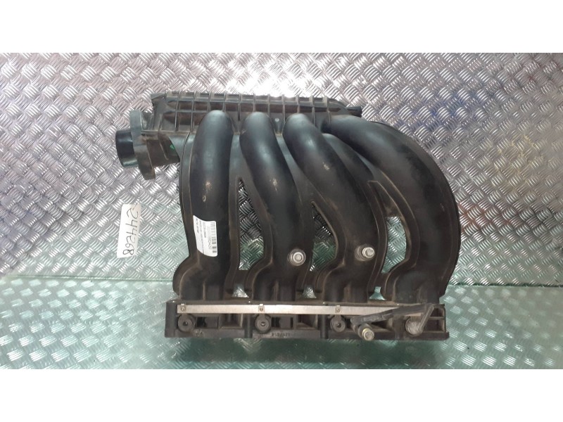 Recambio de colector admision para mercedes-benz clase c (w203) berlina 220 cdi (la) (203.008) referencia OEM IAM A6110980226 A6