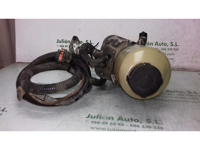 Recambio de bomba direccion para opel astra h caravan innovation referencia OEM IAM M18470492TD  TRW