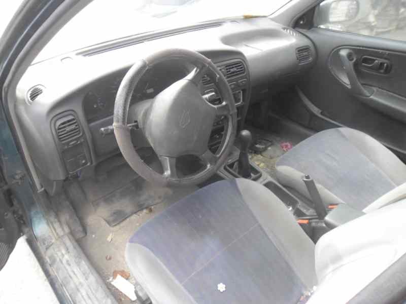 nissan primera berl./familiar (p10/w10) del año 1995