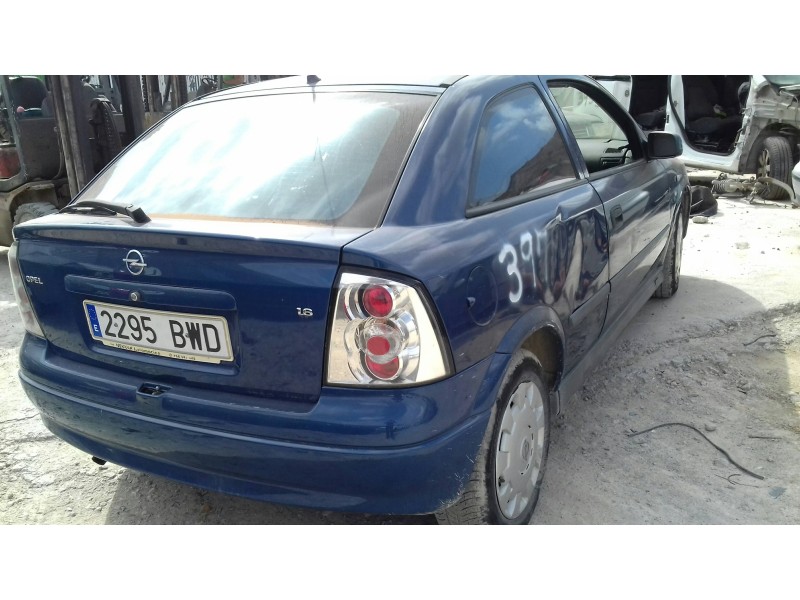 opel astra g berlina del año 2002