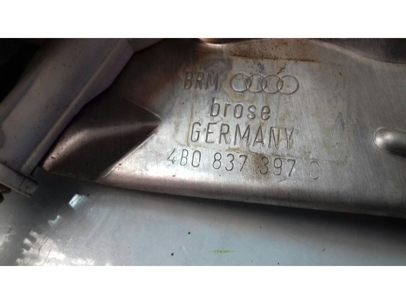 Recambio de elevalunas delantero izquierdo para audi a6 berlina (4b2) 2.5 tdi referencia OEM IAM 4B0837461 4B0837397C ELECTRICO