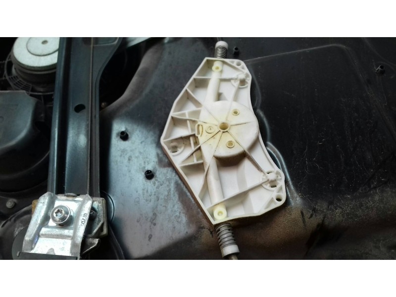 Recambio de elevalunas delantero derecho para volkswagen passat variant (3c5) advance referencia OEM IAM 3C1837756G 980852111 EL