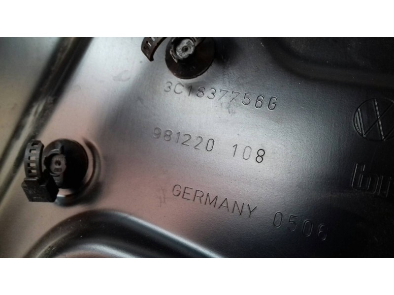 Recambio de elevalunas delantero derecho para volkswagen passat variant (3c5) advance referencia OEM IAM 3C1837756G 980852111 EL
