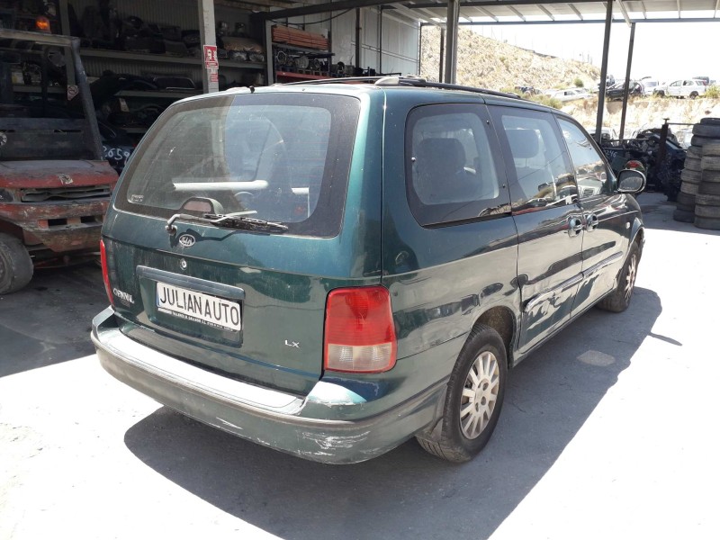 kia carnival ii del año 2003