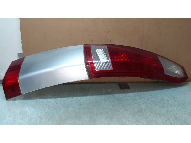 Recambio de piloto trasero derecho para opel meriva 1.7 16v cdti cat referencia OEM IAM 93294346 13130028 ANTINIEBLAS Recambio de piloto trasero derecho para opel meriva 1.7 16v cdti cat referencia OEM IAM 93294346 13130028 ANTINIEBLAS