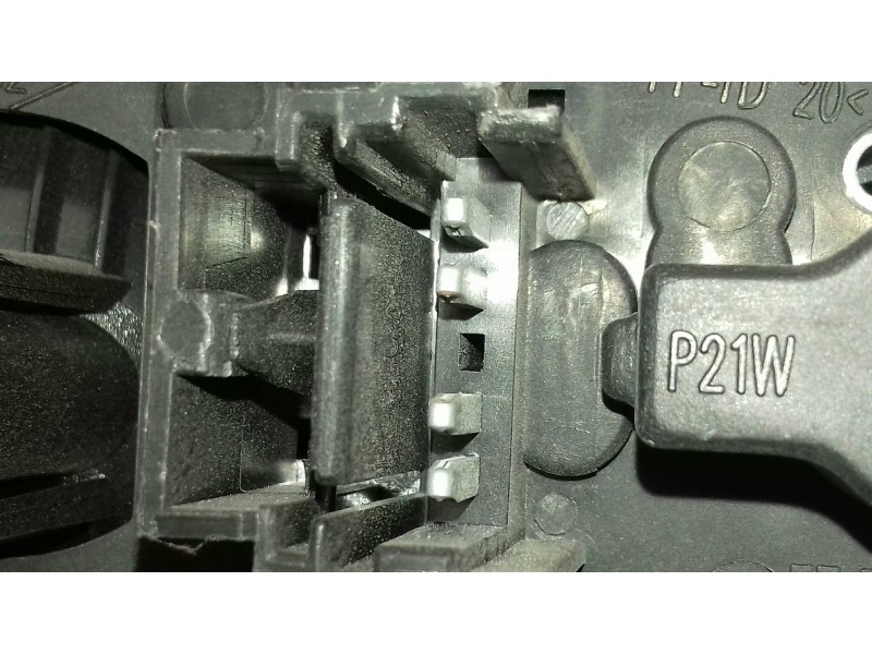 Recambio de piloto trasero derecho interior para renault laguna ii (bg0) authentique referencia OEM IAM 807762  INT