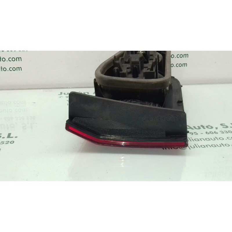 Recambio de piloto trasero derecho interior para renault laguna ii (bg0) authentique referencia OEM IAM 807762  INT