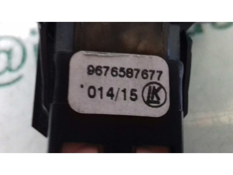 Recambio de warning para citroen c-elysée exclusive referencia OEM IAM 9676587677 2 + 1 PINES 