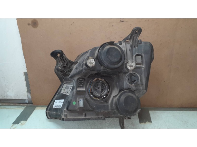 Recambio de faro derecho para opel meriva 1.7 16v cdti cat referencia OEM IAM 93321053 89308560 VALEO