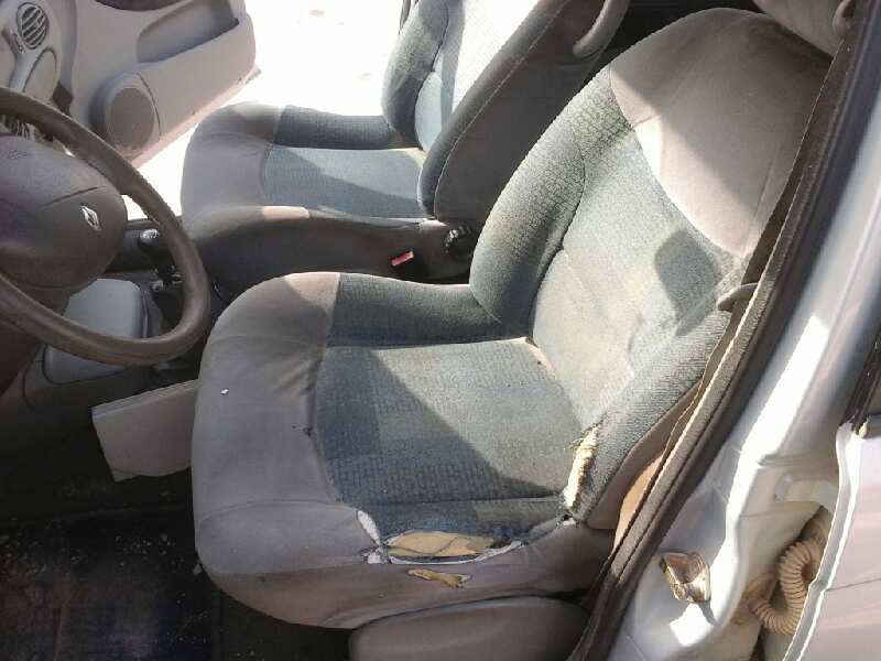 renault scenic (ja..) del año 2003