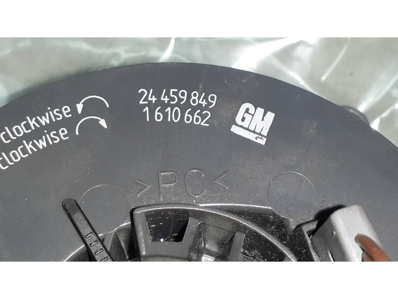 Recambio de anillo airbag para opel meriva 1.7 16v cdti cat referencia OEM IAM 24549849 1610662 GM