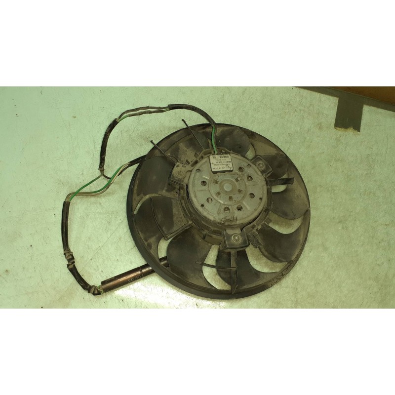 Recambio de electroventilador para porsche boxster (typ 986) básico referencia OEM IAM 0130303233 2140711157 BOSCH