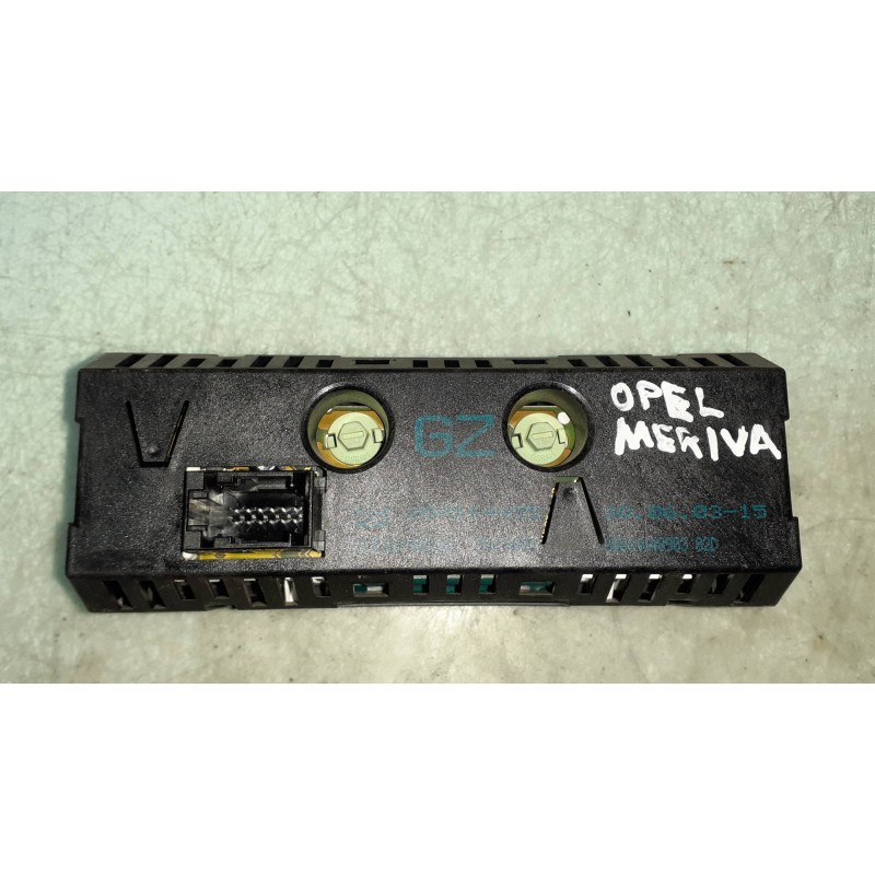 Recambio de pantalla multifuncion para opel meriva 1.7 16v cdti cat referencia OEM IAM 009164455 5WK70005 