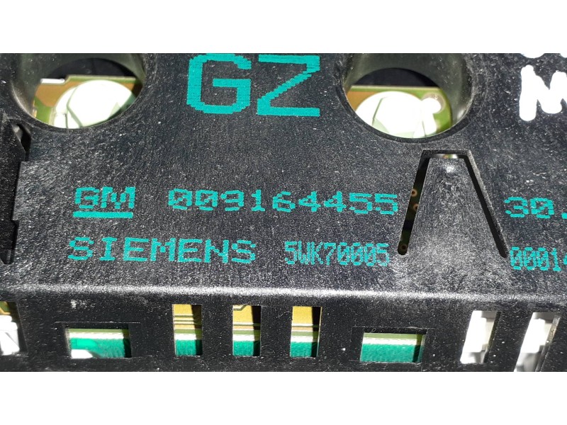 Recambio de pantalla multifuncion para opel meriva 1.7 16v cdti cat referencia OEM IAM 009164455 5WK70005 