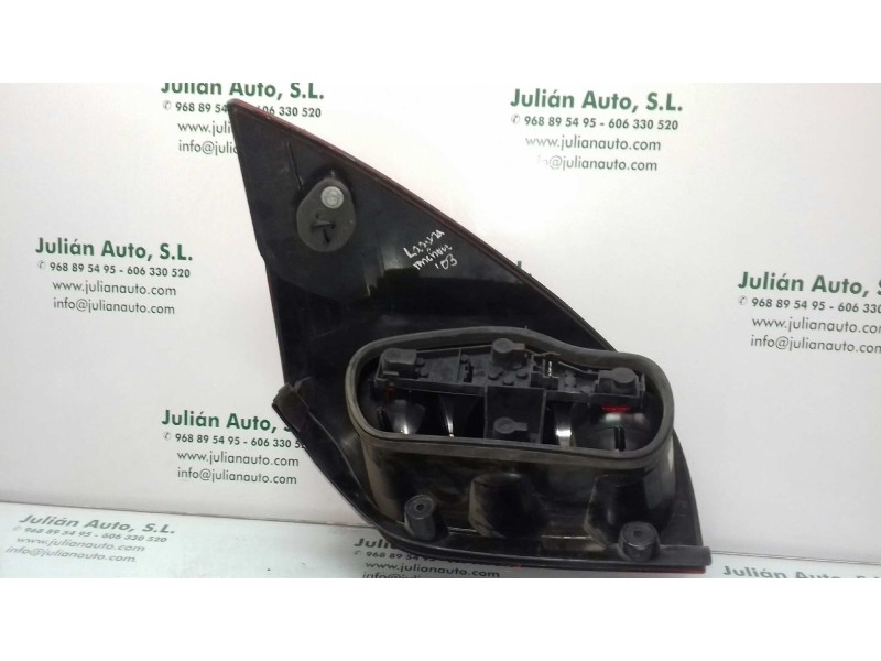 Recambio de piloto trasero izquierdo para renault laguna ii grandtour (kg0) dynamique referencia OEM IAM 8200002471 VALEO EXT-AL