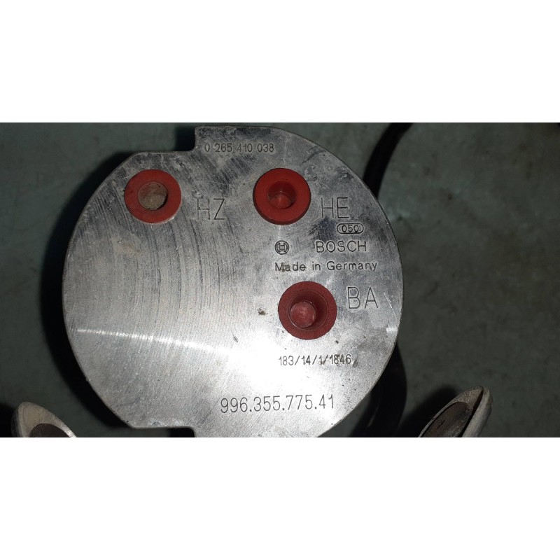 Recambio de abs para porsche 911 (typ 996) turbo coupe referencia OEM IAM 0265410038 99635577541 BOSCH