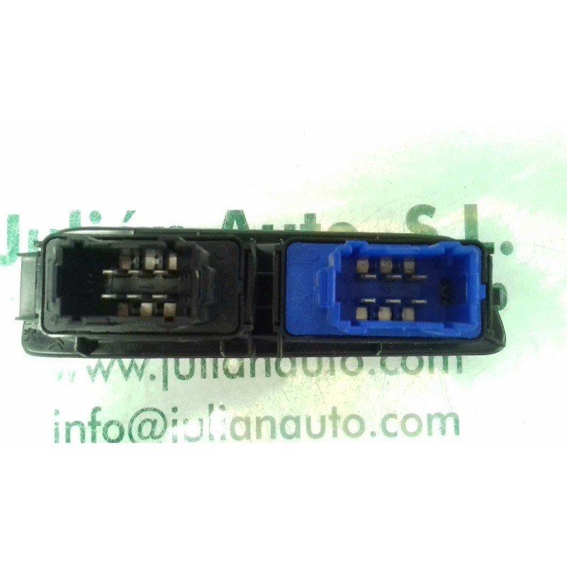 Recambio de mando elevalunas delantero derecho para citroen c-elysée exclusive referencia OEM IAM 9674559077 3 + 3 PINES 
