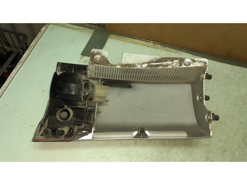 Recambio de faro antiniebla trasero izquierdo para opel meriva 1.7 16v cdti cat referencia OEM IAM 93295362  VALEO