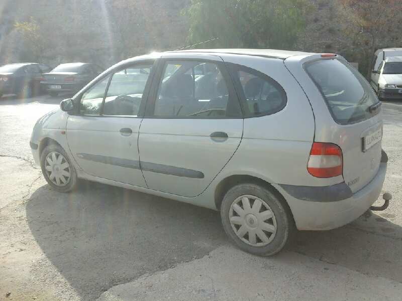 renault scenic (ja..) del año 2003