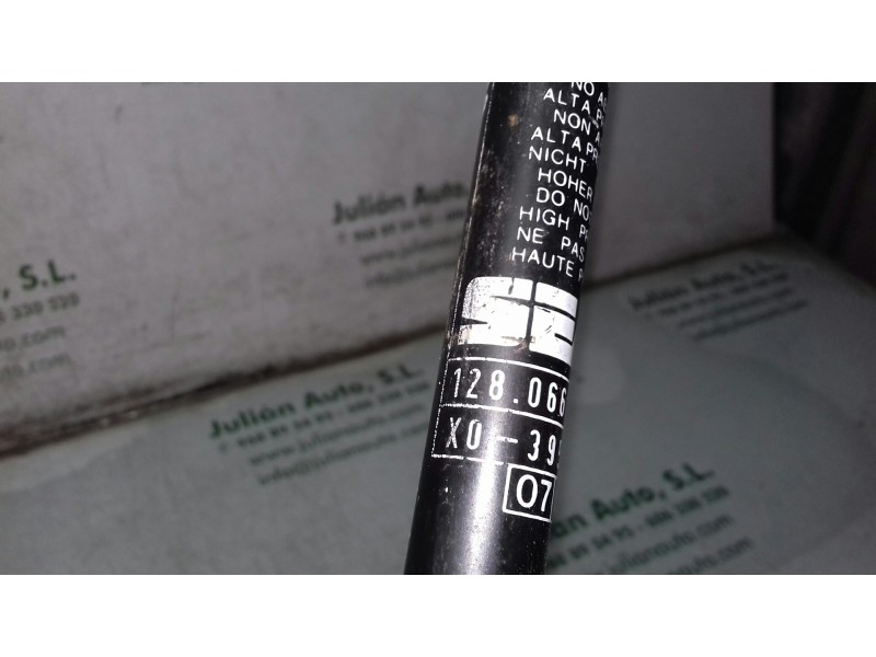 Recambio de amortiguadores maletero / porton para seat ibiza crono referencia OEM IAM X039503120 128066 220N