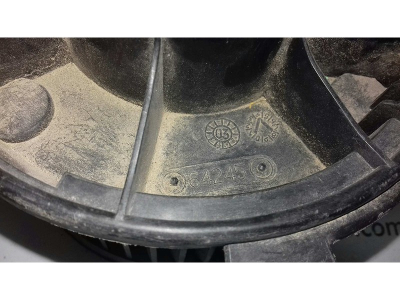 Recambio de ventilador calefaccion para peugeot 206 berlina 1.4 referencia OEM IAM 64245 PPTD20 BEHR