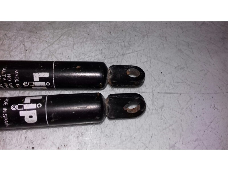 Recambio de amortiguadores maletero / porton para seat ibiza crono referencia OEM IAM X039503120 128066 220N