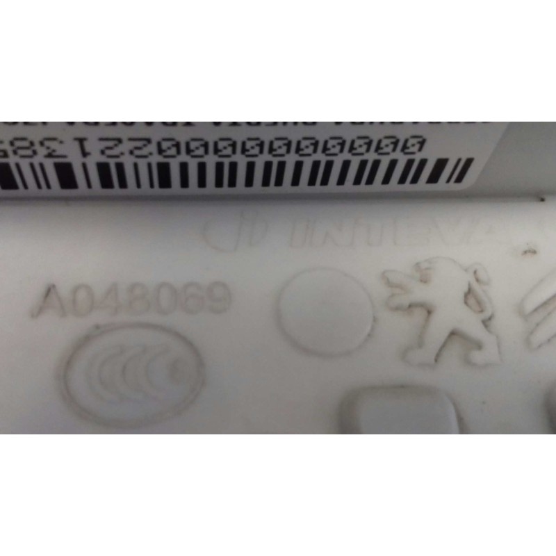 Recambio de cerradura puerta trasera izquierda para citroen c-elysée exclusive referencia OEM IAM A048069 6 PINES ELECTRICA