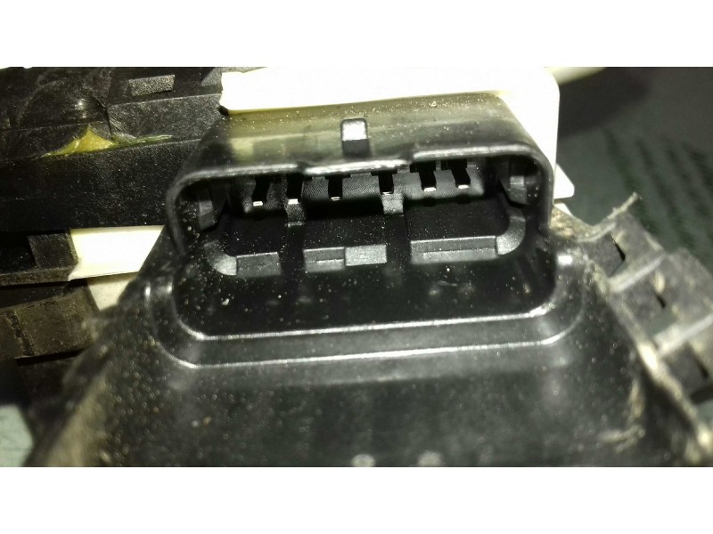 Recambio de cerradura puerta trasera izquierda para citroen c-elysée exclusive referencia OEM IAM A048069 6 PINES ELECTRICA