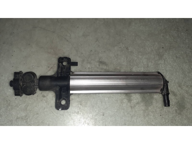 Recambio de limpia faros xenon para citroen c4 picasso exclusive referencia OEM IAM 305601  