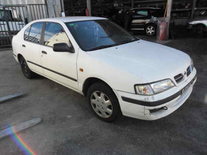nissan primera berlina (p11) del año 1997