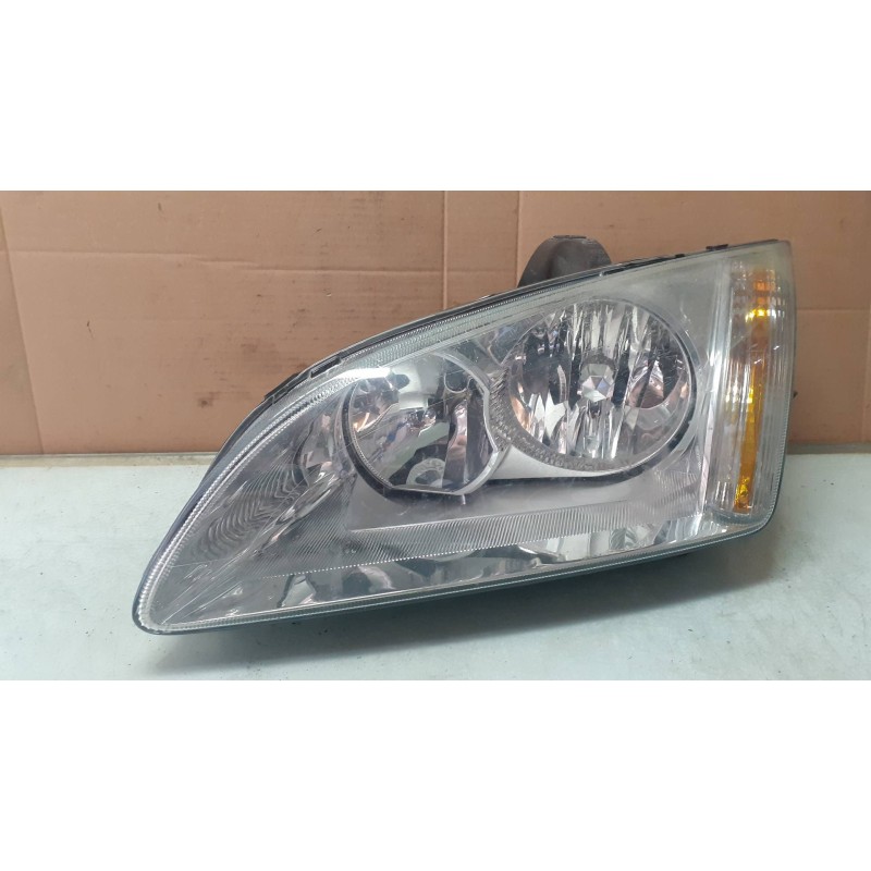 Recambio de faro izquierdo para ford focus berlina (cap) ambiente (d) referencia OEM IAM 4M5113W030AD  