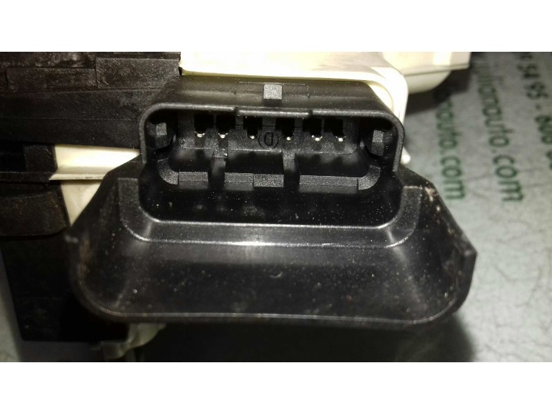 Recambio de cerradura puerta delantera izquierda para citroen c5 berlina millenium referencia OEM IAM A05008 6 PINES ELECTRICA