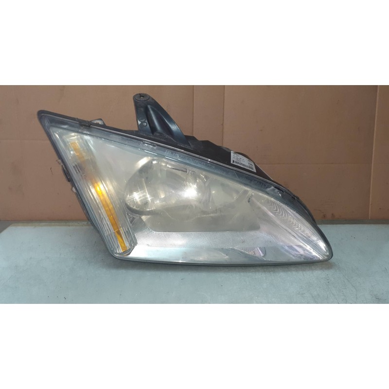 Recambio de faro derecho para ford focus berlina (cap) ambiente (d) referencia OEM IAM 4M5113W029AD  