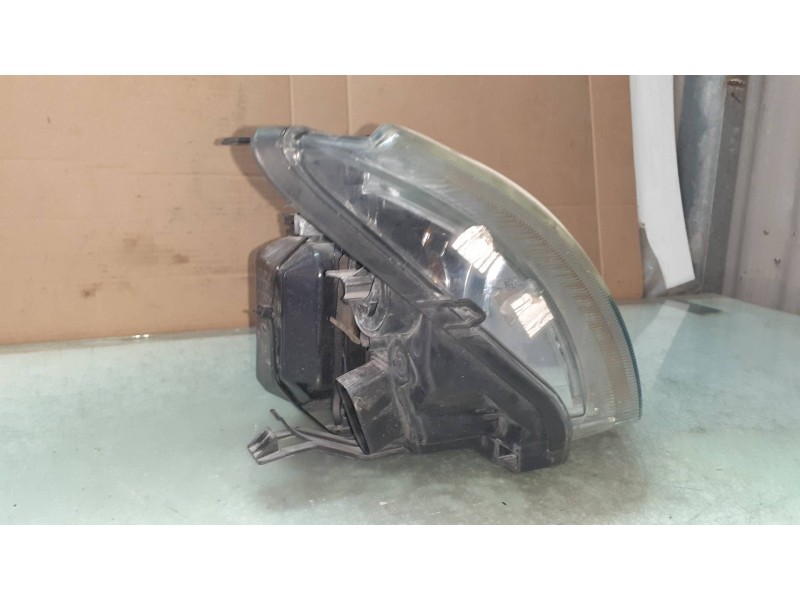 Recambio de faro derecho para ford focus berlina (cap) ambiente (d) referencia OEM IAM 4M5113W029AD  