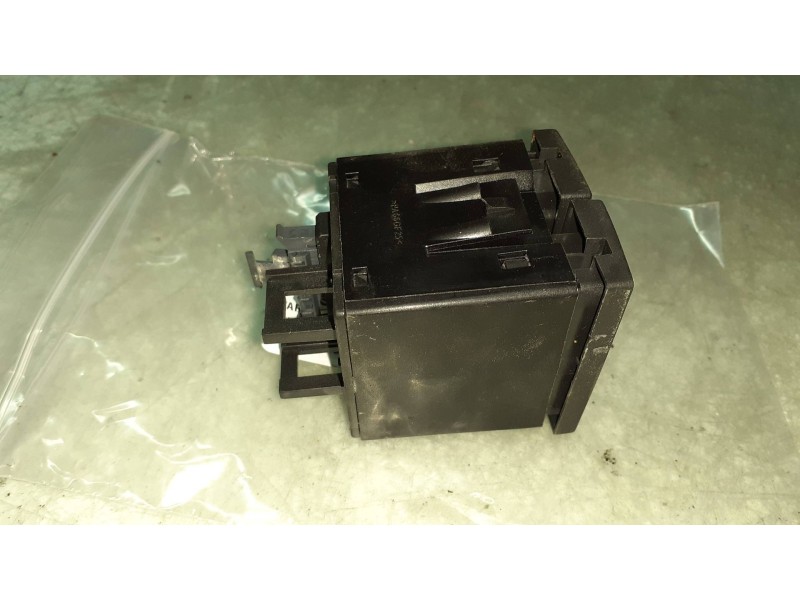 Recambio de warning para opel meriva 1.7 16v cdti cat referencia OEM IAM 93332970  