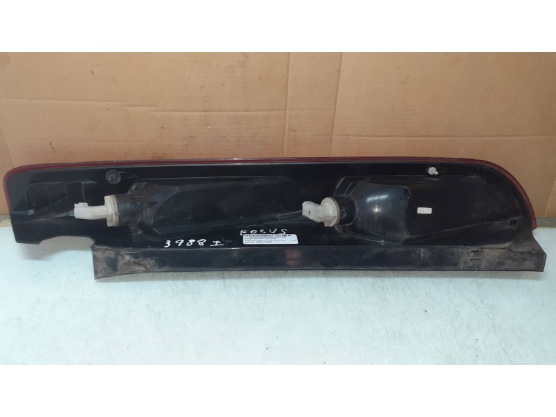 Recambio de piloto trasero izquierdo para ford focus berlina (cap) ambiente (d) referencia OEM IAM 4M5113405A  