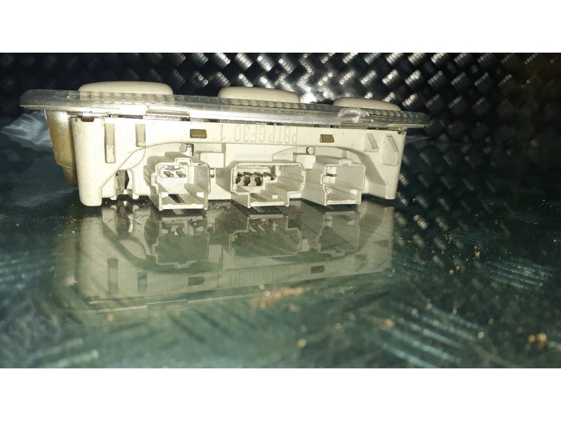 Recambio de luz interior para peugeot 307 cc (s1) 1.6 referencia OEM IAM PBTPGF301  