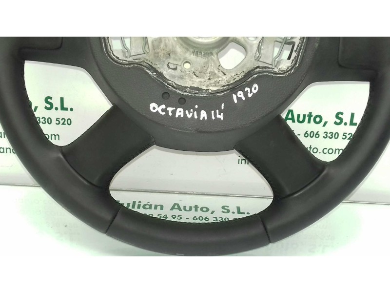 Recambio de volante para skoda octavia lim. (5e3) ambition referencia OEM IAM 5E0419091AC 5E0419685A PIEL